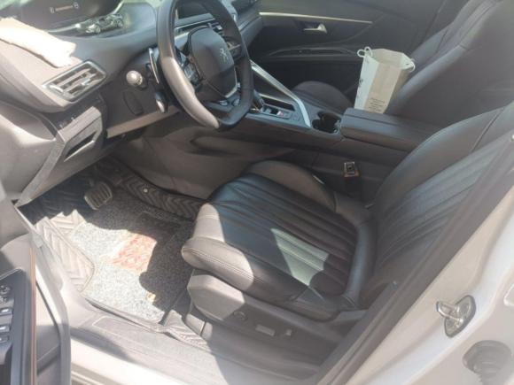 [青岛·鲁B] 二手标致标致50082017款 350THP 7座无界版