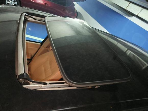 [广州·粤A] 二手本田艾力绅2012款 2.4L VTi-S尊贵版