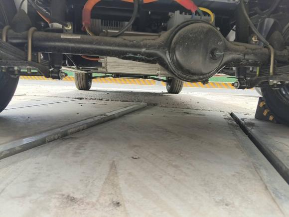 [金华·无P] 二手橙仕橙仕012023款 轻享版1.5kW充电单排封闭式货车2座