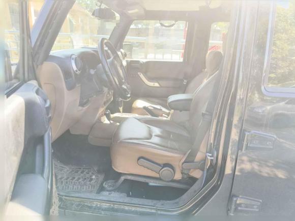 [青岛·鲁B] 二手Jeep牧马人2013款 3.6L Sahara 四门版