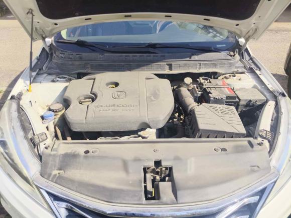 [青岛·鲁B] 二手长安逸动DT2018款 1.6L 手动悦享型
