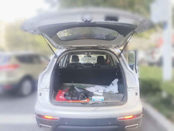 [青岛·鲁B] 二手江汽集团瑞风S72017款 2.0T 自动豪华型