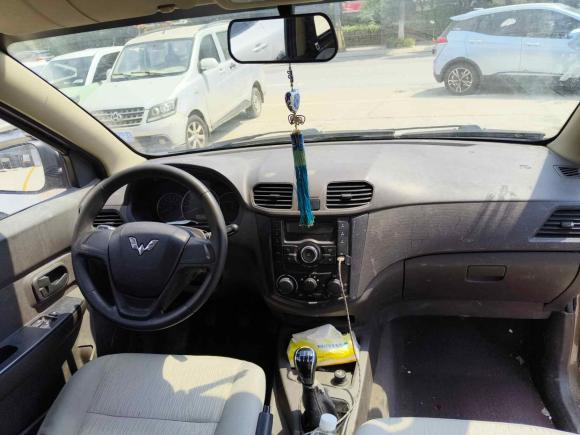 [青岛·浙A] 二手五菱汽车五菱宏光2015款 1.2L S 基本型国IV