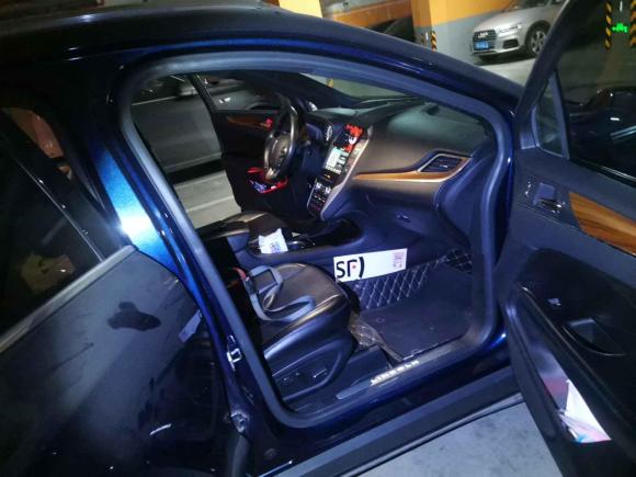 [上海·苏U] 二手林肯林肯MKC2017款 2.0T 四驱尊雅版