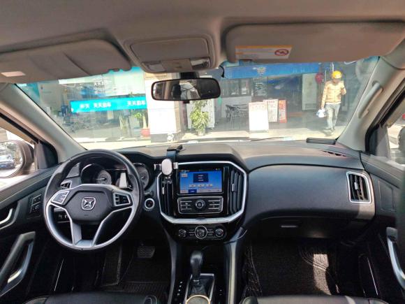 [广州·粤A] 二手江铃驭胜S3502016款 2.0T 自动两驱汽油豪华版7座