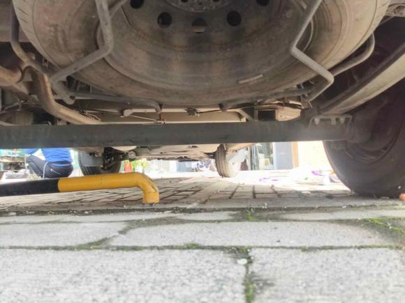 [常州·苏D] 二手上汽大通MAXUS新途V802015款 2.5T 手动傲运通版短轴中顶