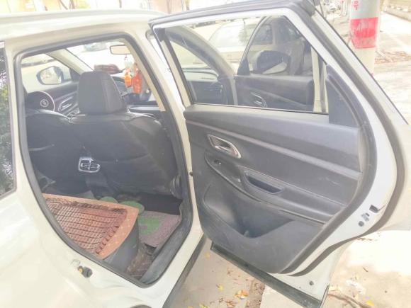 [佛山·贵E] 二手长安欧尚长安欧尚X72021款 1.5T 自动尊享型