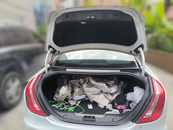 [广州·沪A] 二手捷豹捷豹XJ2015款 XJL 3.0 SC 典雅商务80周年典藏版