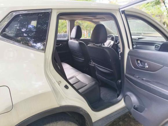 [深圳·粤B] 二手日产奇骏2014款 2.0L CVT舒适版 2WD