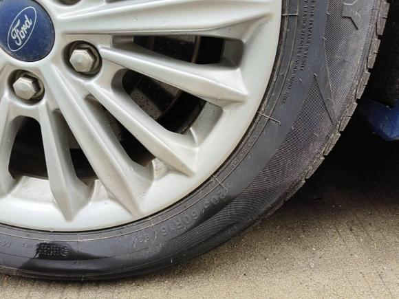 [芜湖·皖B] 二手福特福克斯2020款 三厢 EcoBoost 180 自动锋潮型