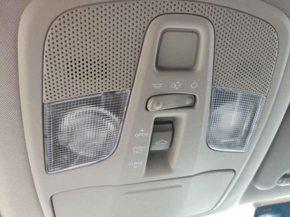 [深圳·粤S] 二手铃木锋驭2014款 1.6L CVT两驱精英型