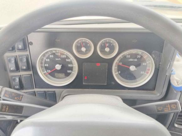 [西安·陕A] 二手依维柯依维柯得意2014款 2.8T-V35 NJ5044XXYQ3A43S4