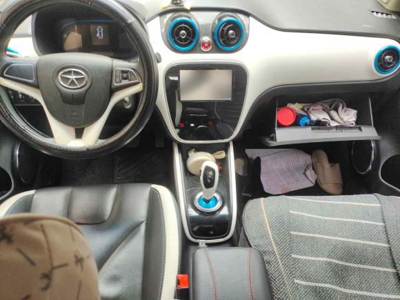 [上海·沪G] 二手江汽集团江淮iEV2015款 iEV5