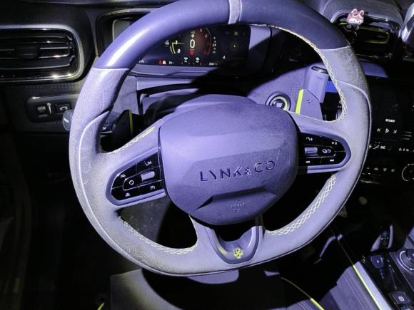 [深圳·湘M] 二手领克领克032020款 03+ 2.0TD 自动性能套装版