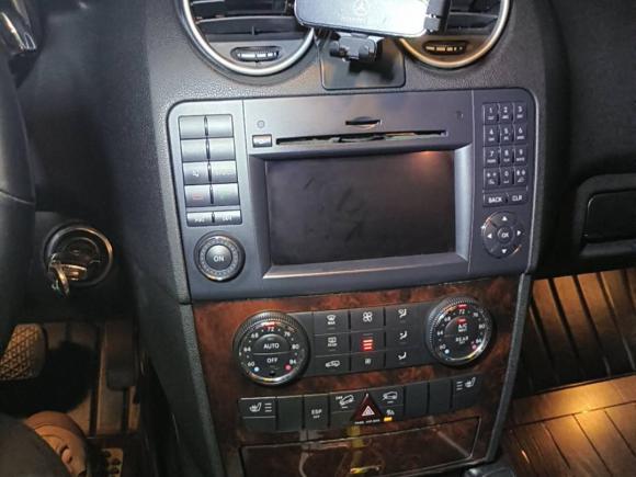 [深圳·粤B] 二手奔驰奔驰M级2010款 ML 300 4MATIC