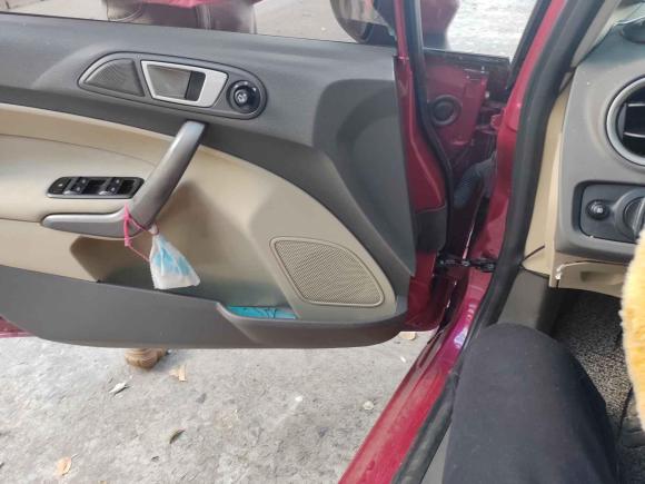 [嘉兴·浙F] 二手福特嘉年华2011款 两厢 1.5L 自动时尚型