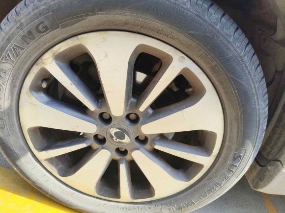 [常州·苏D] 二手双龙柯兰多2014款 2.0L 汽油两驱自动典藏版