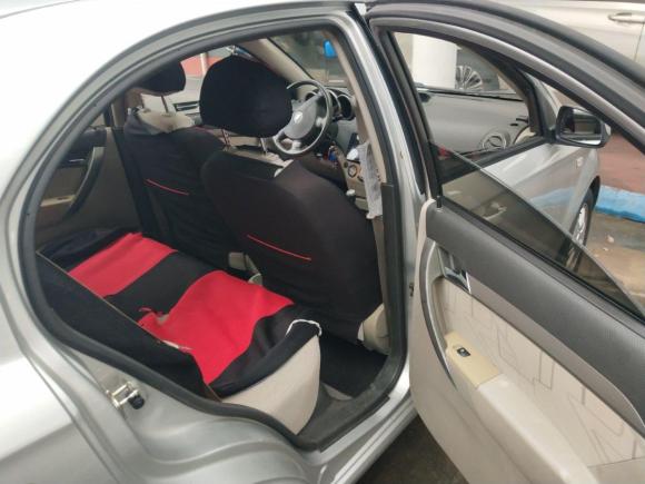 [上海·赣G] 二手雪佛兰乐风2010款 1.6AT格调版