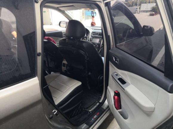 [上海·粤L] 二手东风风行风行S5002016款 1.6L CVT尊享型