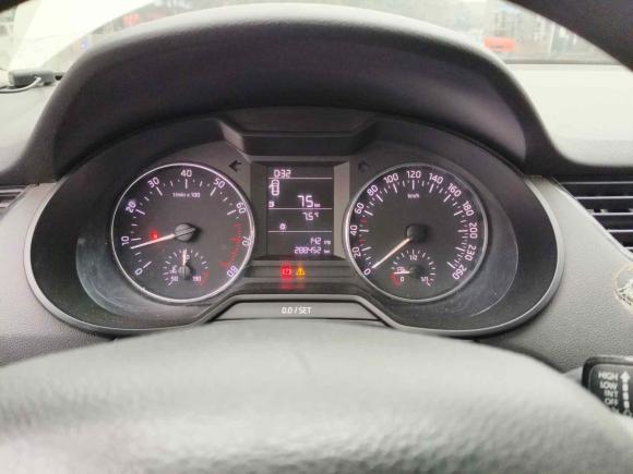 [成都·川A] 二手斯柯达明锐2017款 经典款 1.6L 手动标准版