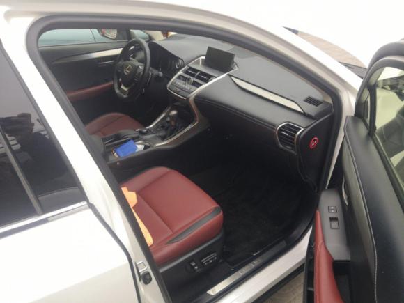 [上海·沪C] 二手雷克萨斯雷克萨斯NX2015款 200t 全驱 锋尚版