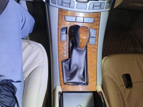 [杭州·浙A] 二手别克君越2009款 2.4L豪雅版