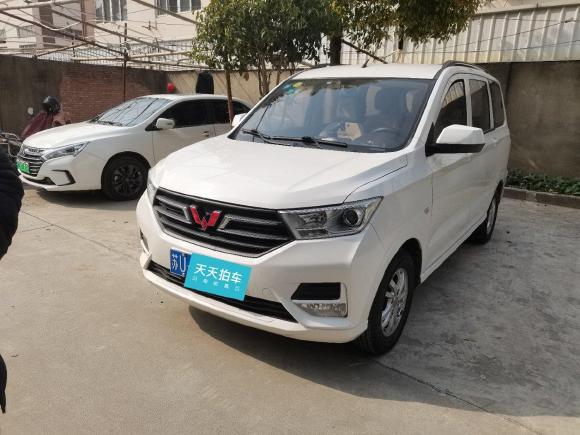 五菱汽车五菱宏光2019款 1.5L S标准型国VI LAR「上海二手车」「天天拍车」