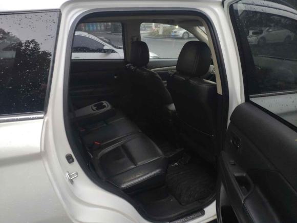 [苏州·沪B] 二手三菱欧蓝德2013款 2.4L 四驱豪华导航版 5座