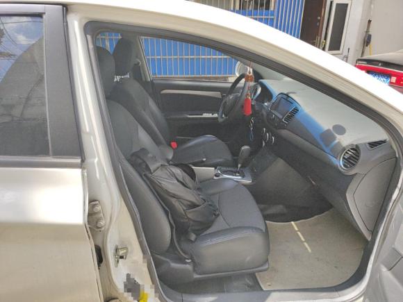 [上海·沪B] 二手荣威荣威3502013款 350C 1.5L 自动迅悦版