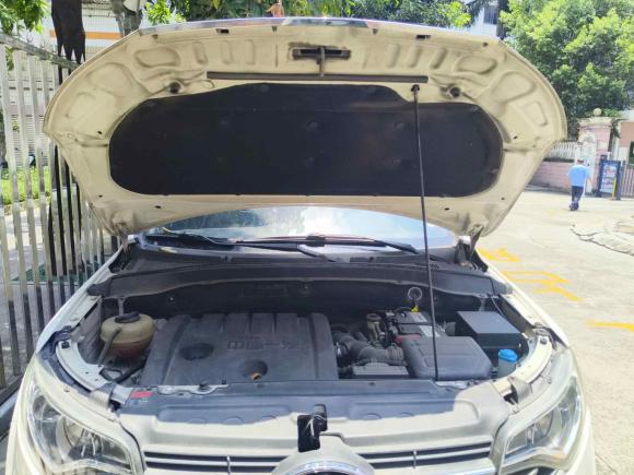 [佛山·粤E] 二手一汽森雅R72017款 1.6L 自动豪华型