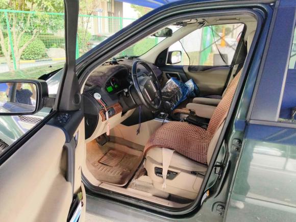 [上海·沪A] 二手路虎神行者22010款 2.2 TD4 自动HSE柴油版