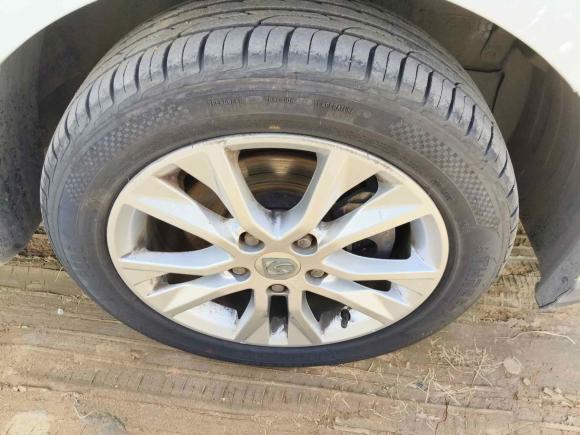 [青岛·鲁U] 二手宝骏宝骏7302016款 改款 1.5L 手动标准型 5座