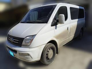 上汽大通MAXUS新途V802023款 2.0T 手动经典傲运通动力版短轴超低顶5/6座