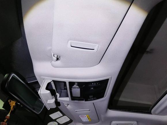 [上海·沪B] 二手雷克萨斯雷克萨斯RX2016款 300 两驱舒适版 国V