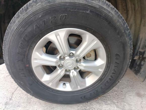 [济南·鲁A] 二手日产纳瓦拉2017款 2.5L自动两驱豪华版QR25