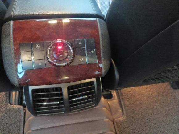 [北京·辽A] 二手奔驰奔驰R级2007款 R 350 L 4MATIC