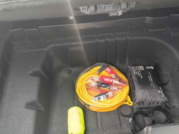 [佛山·粤X] 二手奔驰奔驰E级2019款 E 200 L 运动型