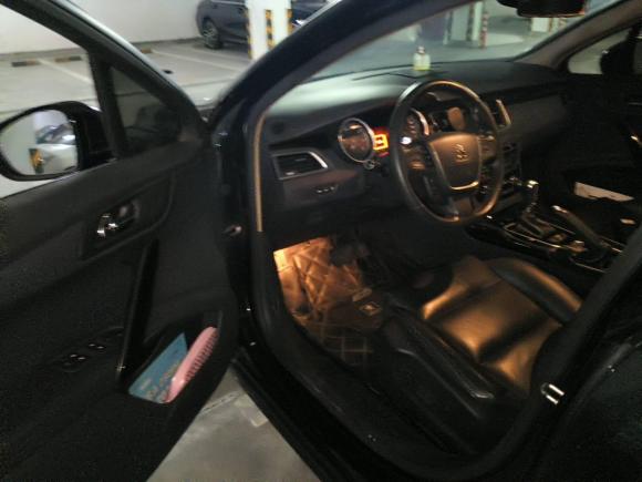 [南京·苏A] 二手标致标致5082011款 2.3L 自动豪华版