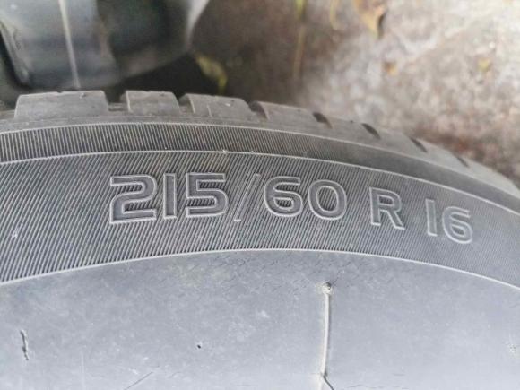 [深圳·粤B] 二手丰田逸致2011款 180E CVT精英版