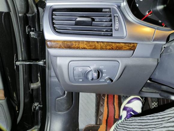 [南京·苏A] 二手奥迪奥迪A6L2016款 30 FSI 舒适型