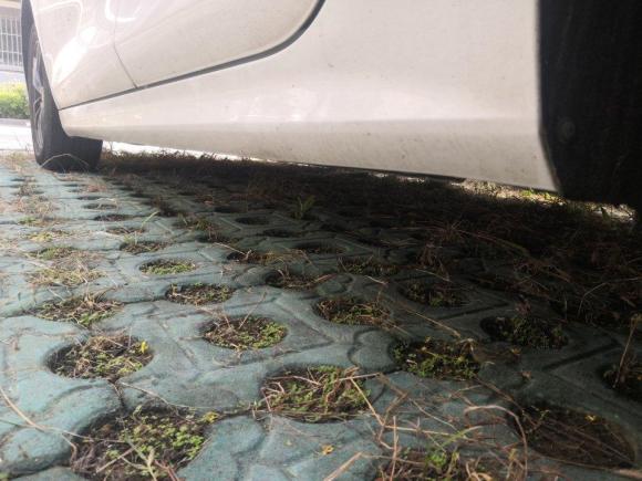 [济南·鲁A] 二手比亚迪秦2020款 超越版 1.5TI 自动尊贵型