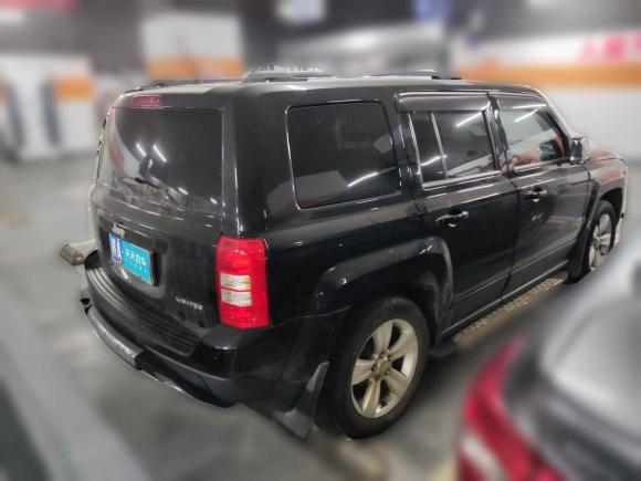 [南昌·赣A] 二手Jeep自由客2014款 2.0L 运动增强版