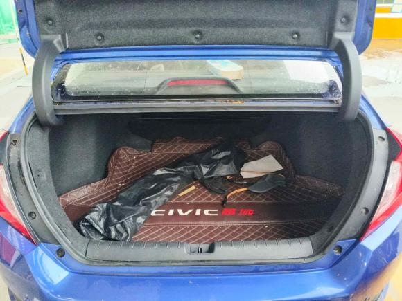 [西安·湘C] 二手本田思域2016款 180TURBO CVT舒适版