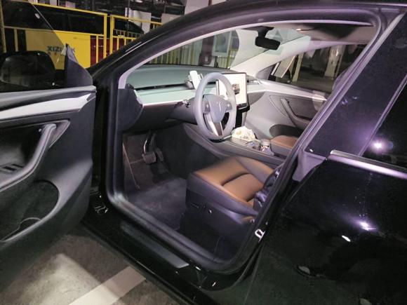 [上海·沪A] 二手特斯拉Model Y2023款 后轮驱动版