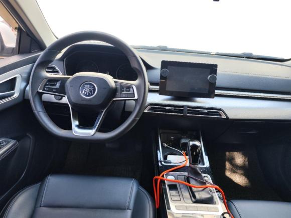 [上海·沪C] 二手比亚迪秦2019款 1.5L 自动豪华型