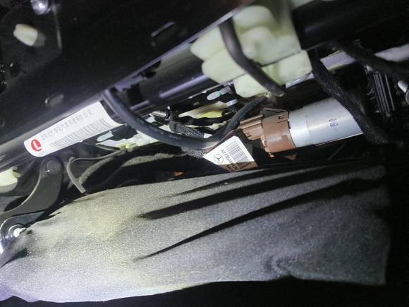 [西安·陕U] 二手奔驰奔驰E级2021款 改款 E 300 L 运动时尚型