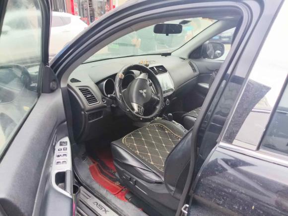 [西安·陕U] 二手三菱劲炫ASX2013款 2.0L CVT两驱豪华版