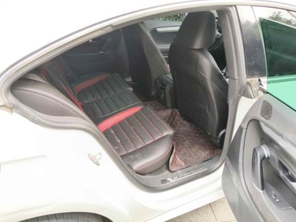 [武汉·鄂A] 二手大众一汽-大众CC2018款 1.8TSI 豪华型