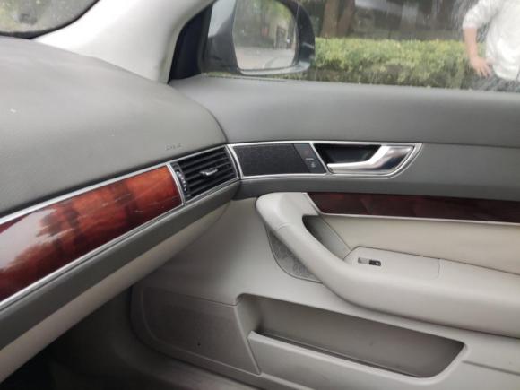 [上海·苏D] 二手奥迪奥迪A6L2011款 2.0 TFSI 自动标准型