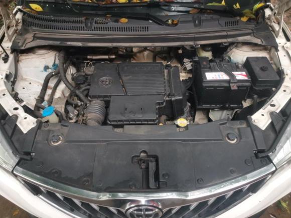 [广州·桂M] 二手中华中华V32017款 1.5L 手动智能型